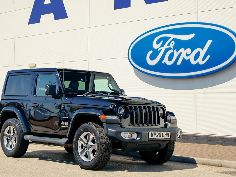 Jeep Wrangler 2.2 Multijet Sahara Black