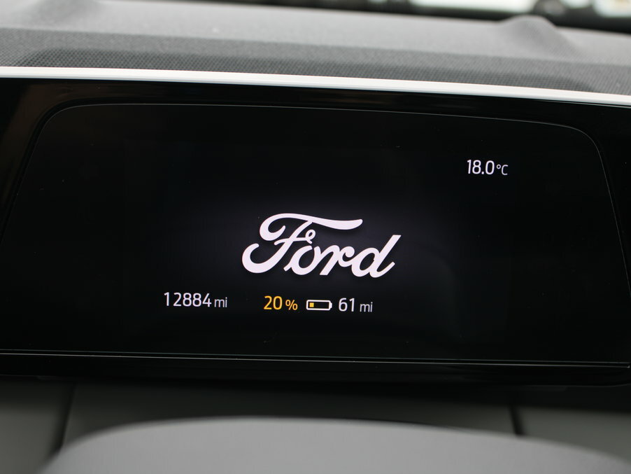 Ford Explorer Premium Extended Range Awd Grey #36
