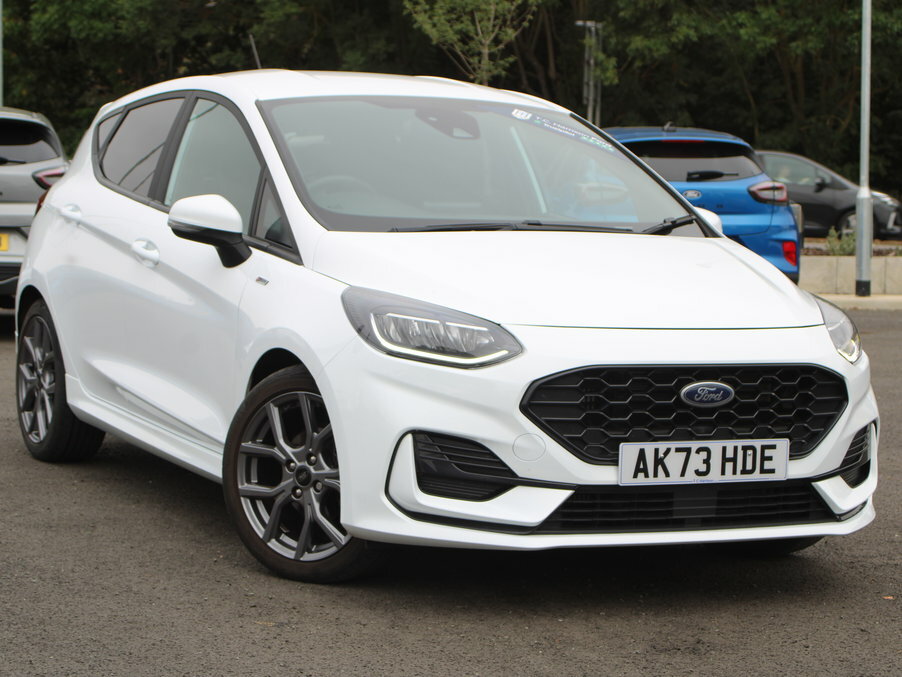 Ford Fiesta 1.0 Ecoboost St-line AK73HDE White