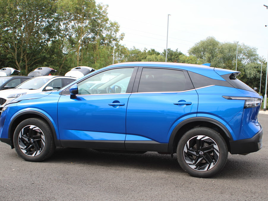Nissan Qashqai 1.3 Dig-t Mh N-connecta Glass Roof HF74VEH Blue #3