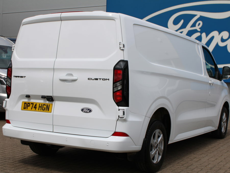 Ford Transit Custom 2.0 Ecoblue 136Ps H1 Van Limited DP74HGN White #4