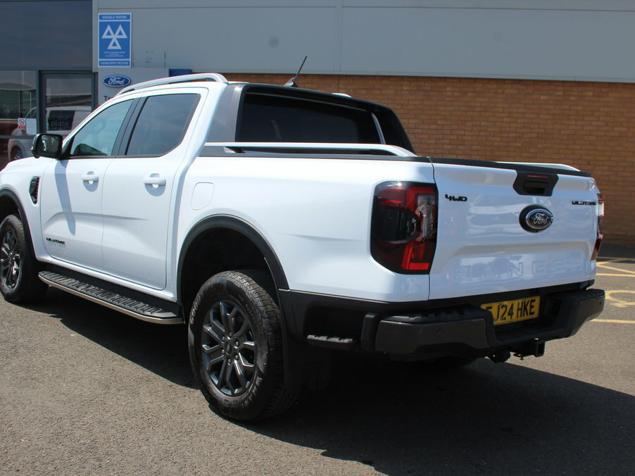 Ford Ranger Pick Up Double Cab Wildtrak 2.0 Ecoblue 213 EJ24HKE White #4