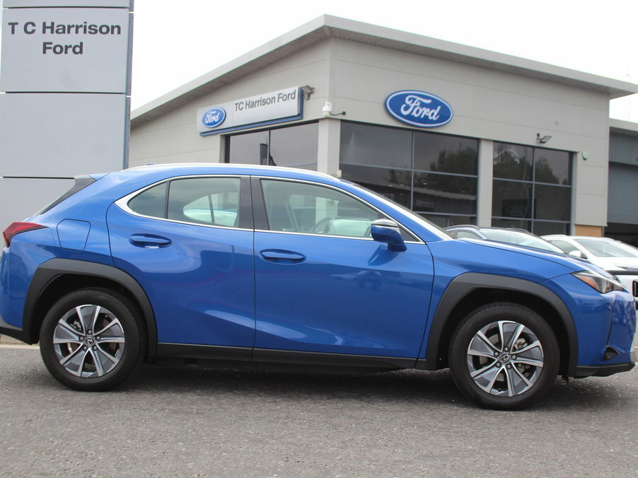 Lexus UX 300E 150Kw 72.8 Kwh E-cvt White #5