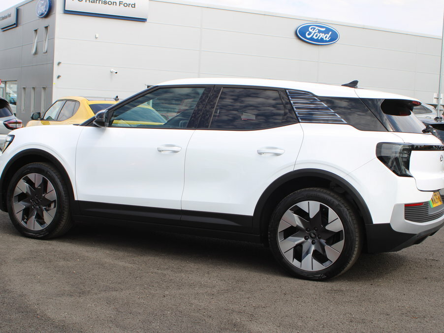 Ford Explorer 250Kw Premium 79Kwh Awd White #3