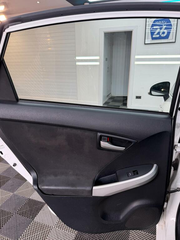 Toyota Prius 1.8 Vvti Business Edition Cvt 2018 Silver #21