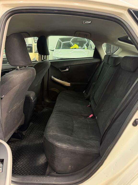 Toyota Prius 1.8 Vvti Business Edition Cvt 2018 Silver #18