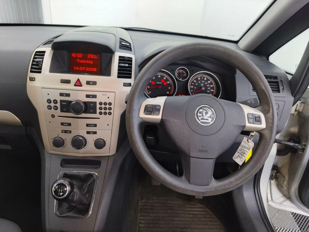 Vauxhall Zafira #14
