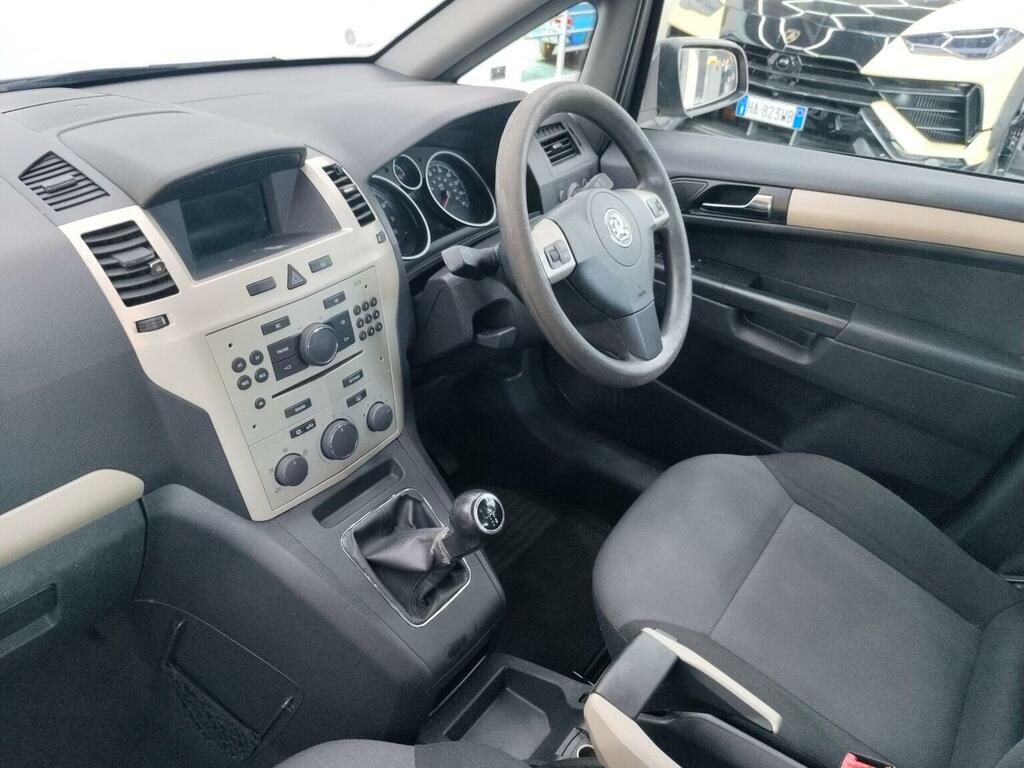Vauxhall Zafira #12