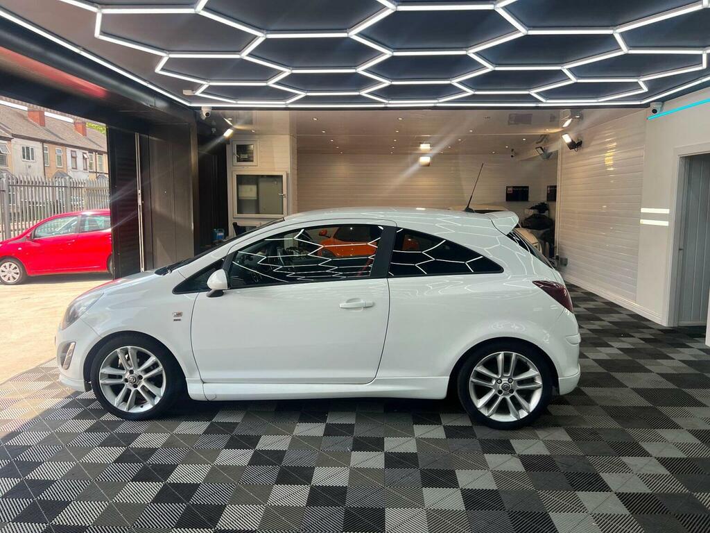 Vauxhall Corsa Hatchback 1.4 16V Sri Euro 5 201261 White #5