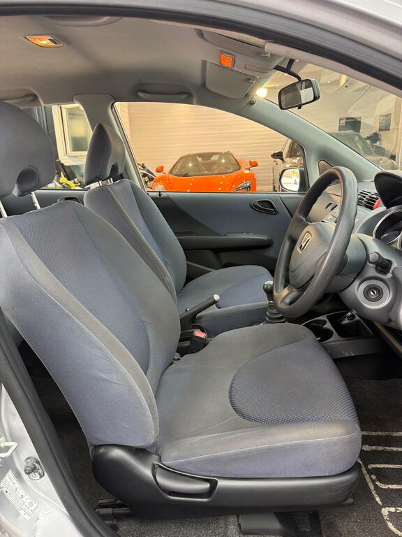 Honda Jazz 1.4 I-dsi Se Cvt-7 Blue #17