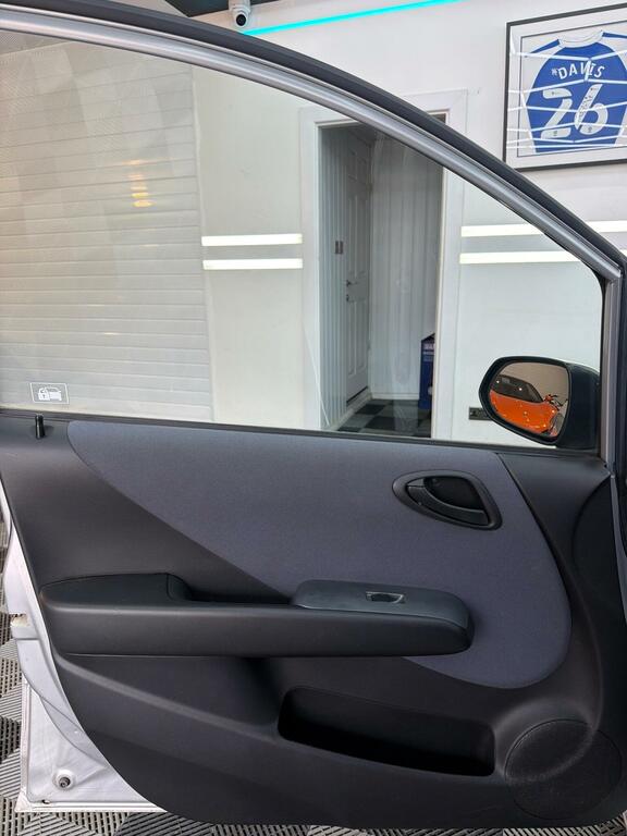 Honda Jazz 1.4 I-dsi Se Cvt-7 Blue #20