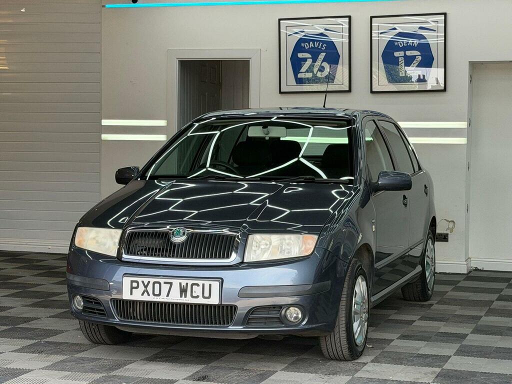 Skoda Fabia Hatchback 1.4 16V Ambiente 200707 Grey #3