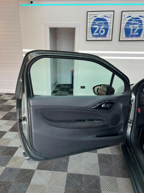 Citroen DS3 1.6 Dstyle Plus 1X Former Keeper, Stunning White #18
