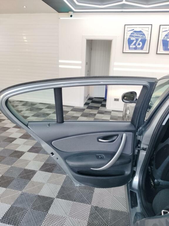BMW 1 Series Convertible Blue #18