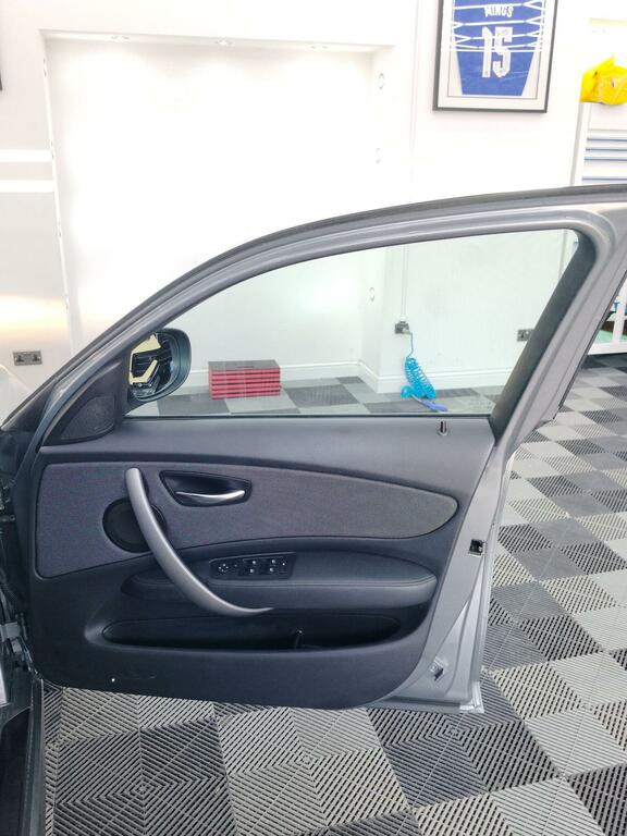 BMW 1 Series Convertible Blue #20