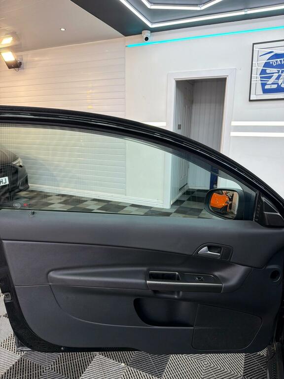 Volvo C30 D3 150 Se Lux Geartronic Red #18