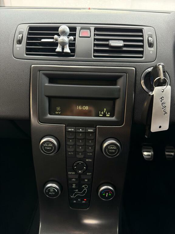 Volvo C30 D3 150 Se Lux Geartronic Red #22