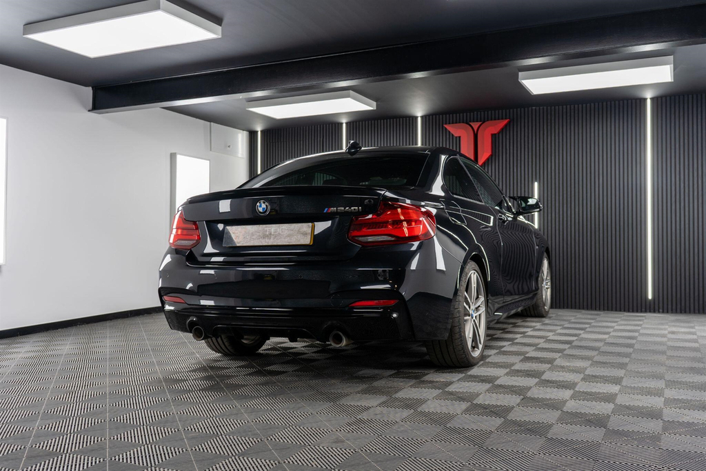 BMW M2 M240i Auto KN69ZMY Black #4