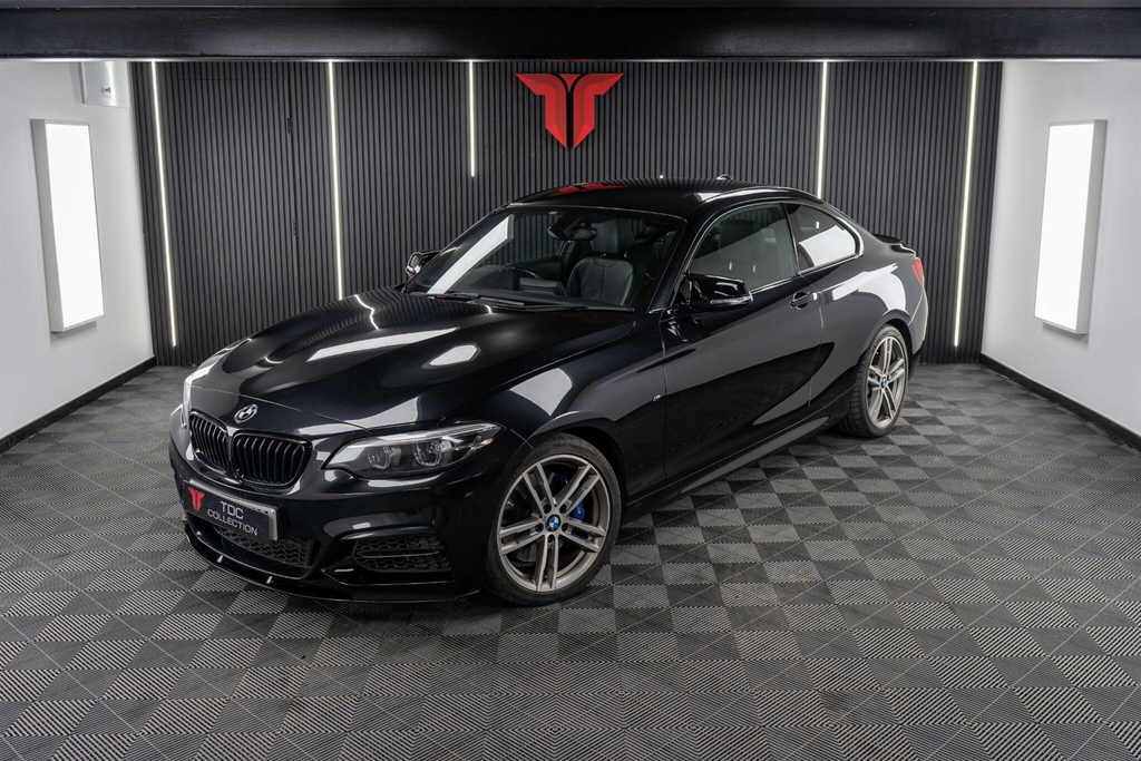 BMW M2 M240i Auto KN69ZMY Black