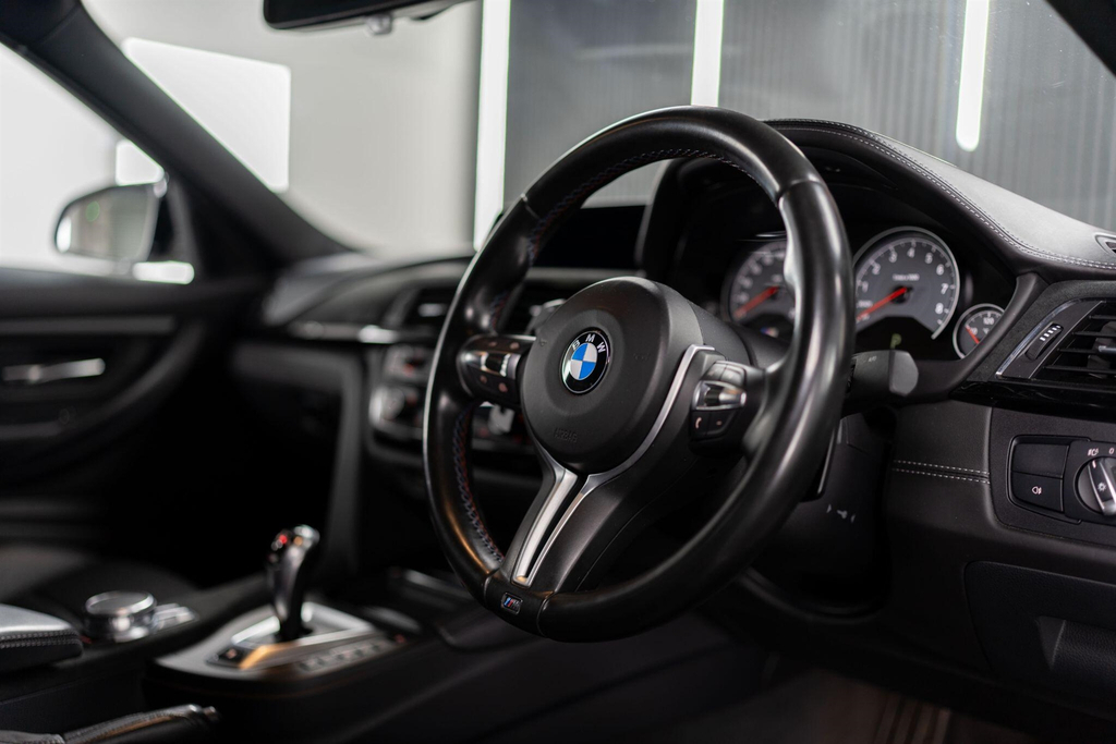 BMW M3 Saloon White #3