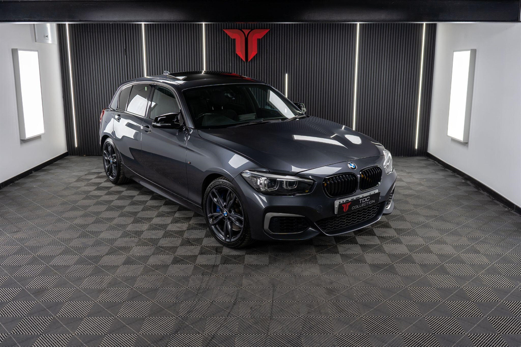 BMW 1 Series Hatchback Grey