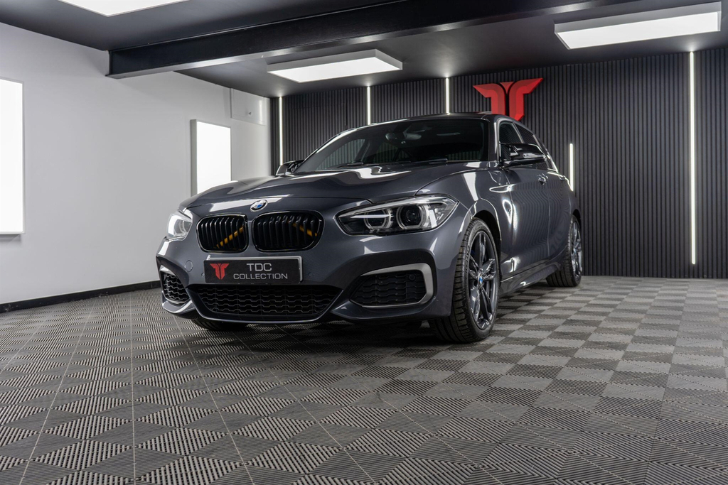 BMW 1 Series Hatchback WG67LJJ Grey #6