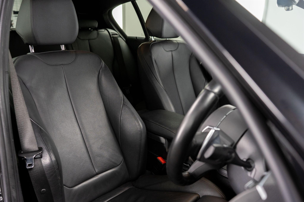 BMW 1 Series M140i Shadow Edition Step Black #34