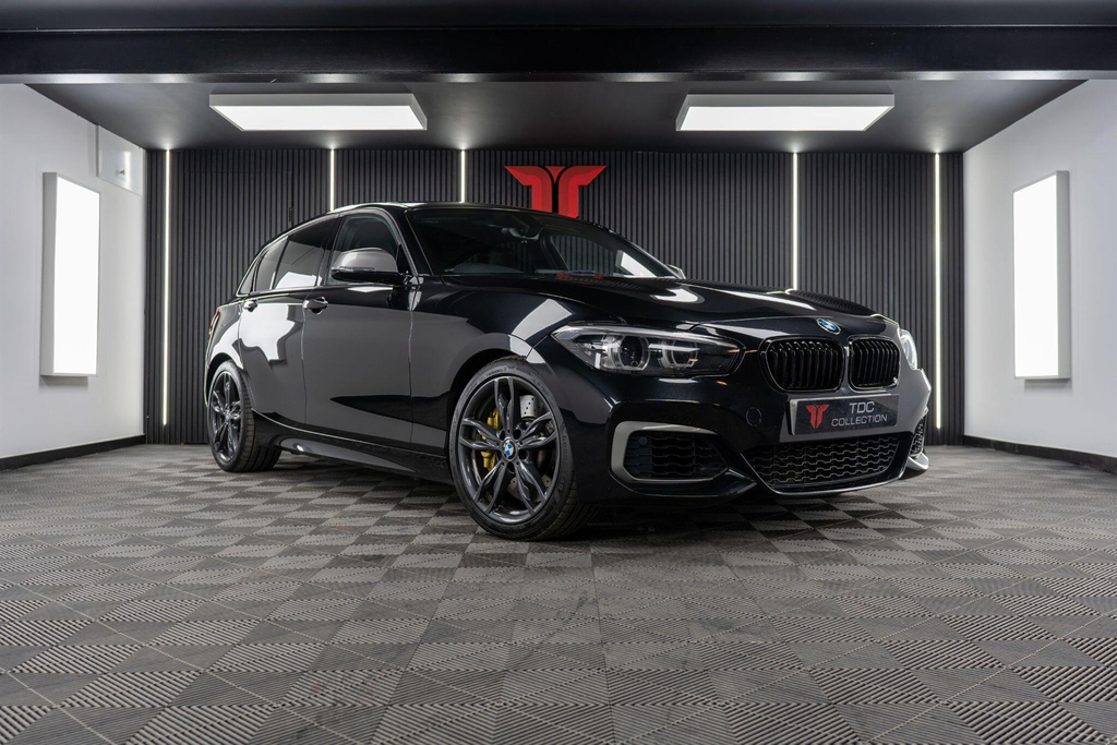 BMW 1 Series M140i Shadow Edition Step Black #11