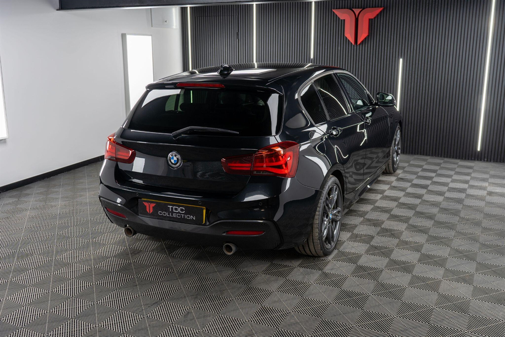BMW 1 Series M140i Shadow Edition Step Black #32
