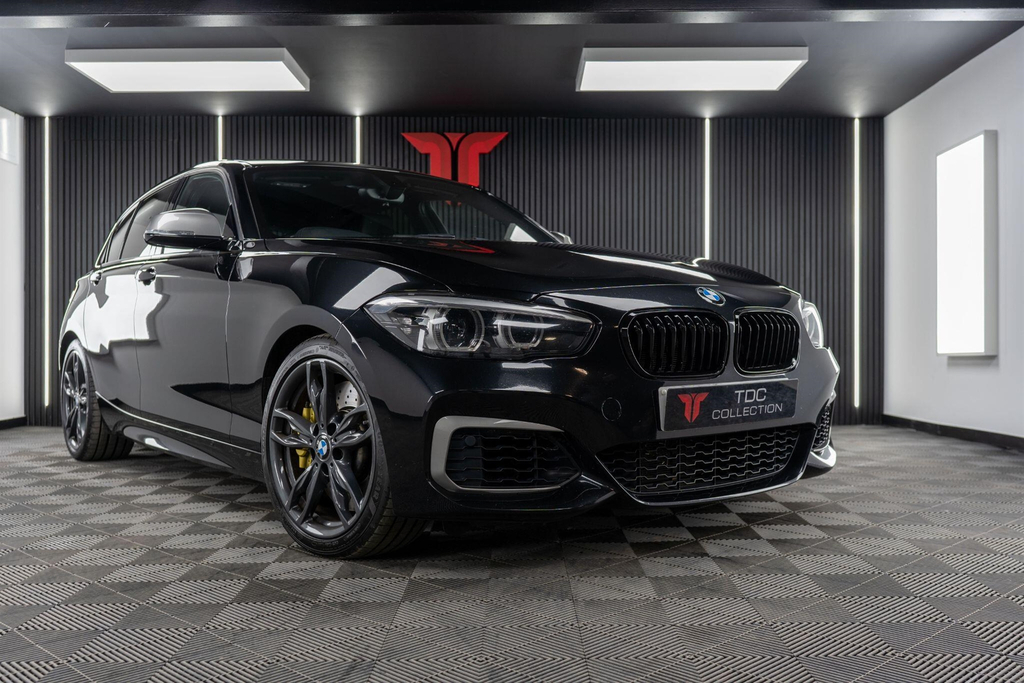 BMW 1 Series M140i Shadow Edition Step Black #19