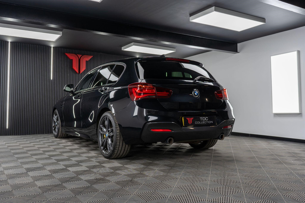 BMW 1 Series M140i Shadow Edition Step Black #20