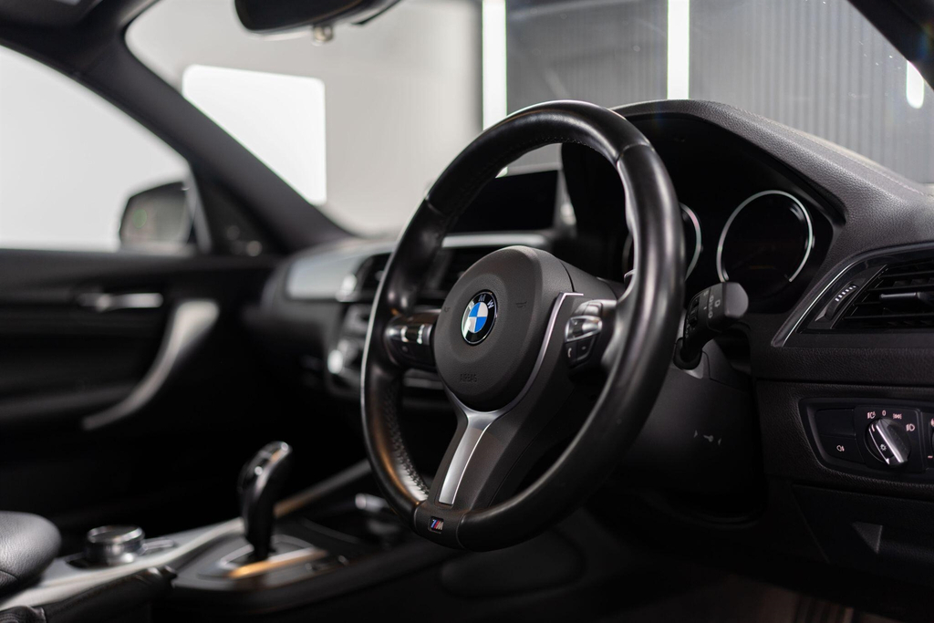 BMW 1 Series M140i Shadow Edition Step Black #3