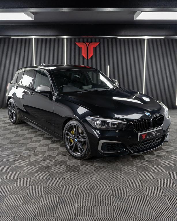BMW 1 Series M140i Shadow Edition Step Black #12