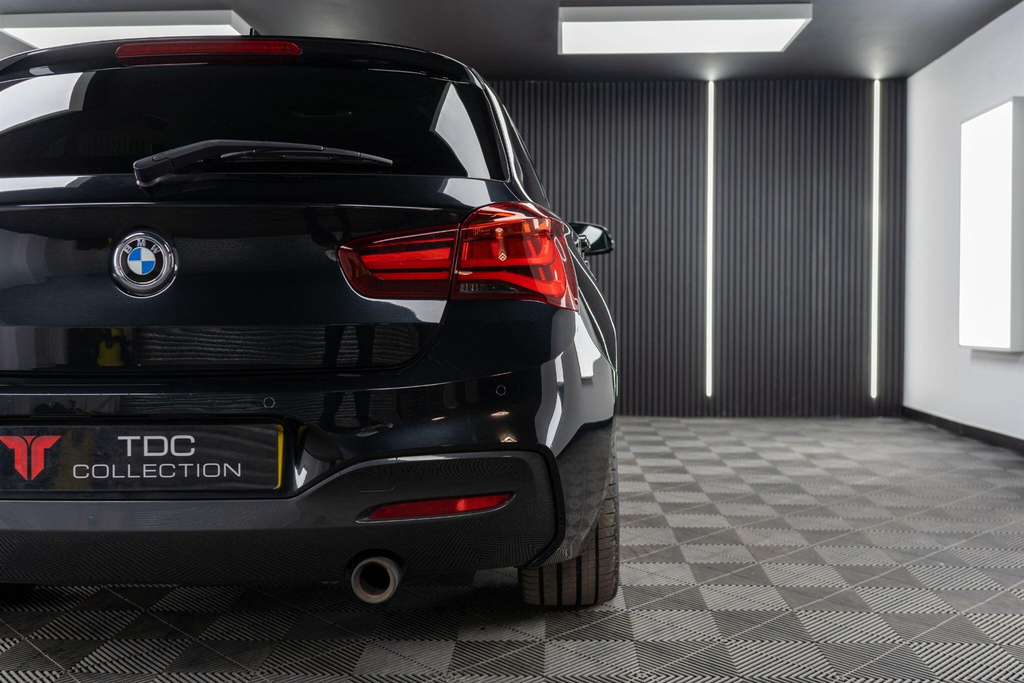 BMW 1 Series M140i Shadow Edition Step Black #30
