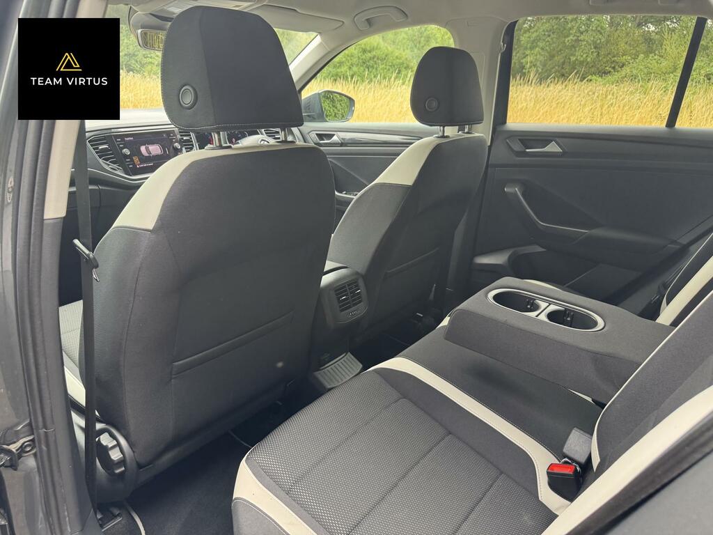Volkswagen T-Roc Sel White #10