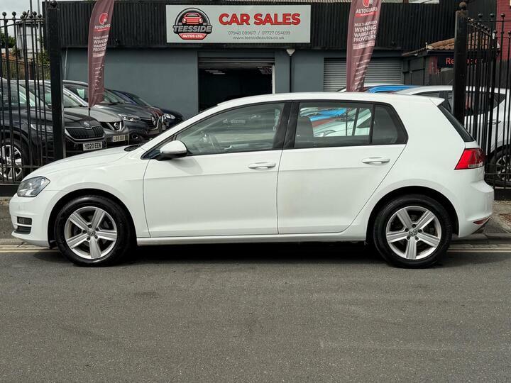Volkswagen Golf 1.6 Tdi Bluemotion Tech Match Euro 5 Ss ML64DVW White #3