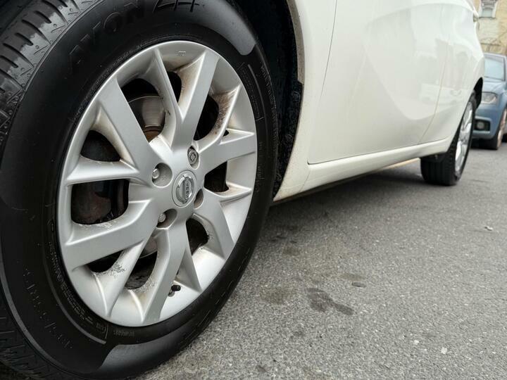 Nissan Note Hatchback 1.5 Dci Tekna Euro 5 Ss 201414 White #12