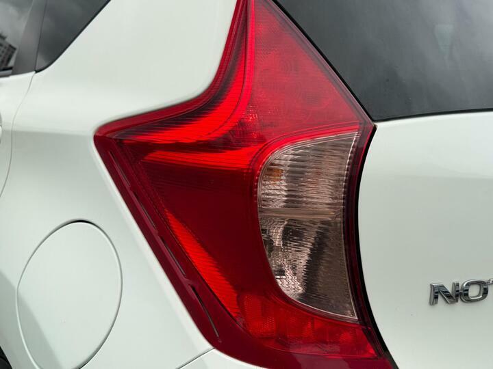 Nissan Note Hatchback 1.5 Dci Tekna Euro 5 Ss 201414 White #17