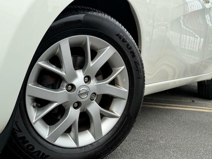 Nissan Note Hatchback 1.5 Dci Tekna Euro 5 Ss 201414 White #9
