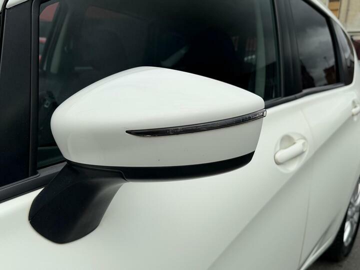 Nissan Note Hatchback 1.5 Dci Tekna Euro 5 Ss 201414 White #15