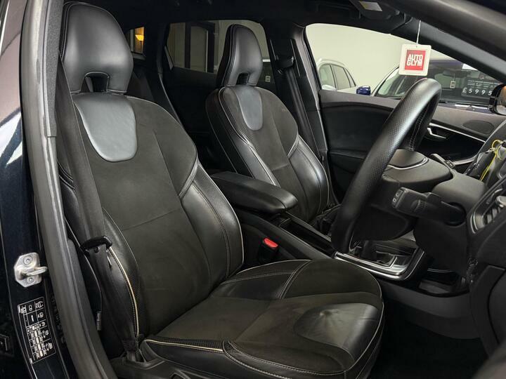 Volvo V40 T3 R-design Nav Blue #14