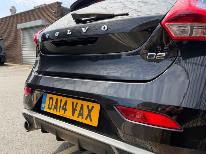 Volvo V40 T3 R-design Nav Blue #41