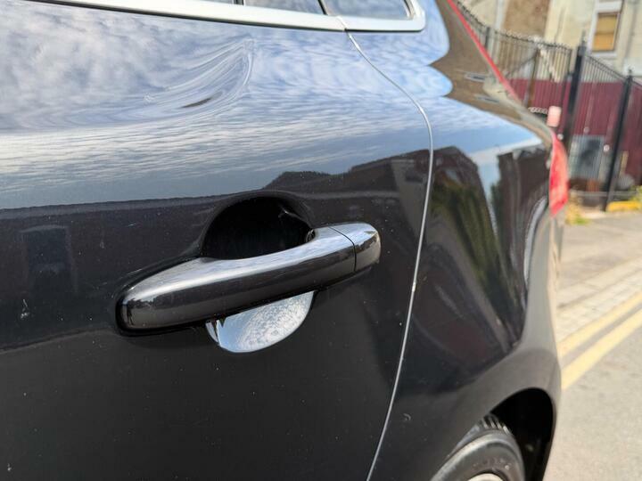 Volvo V40 T3 R-design Nav Blue #35
