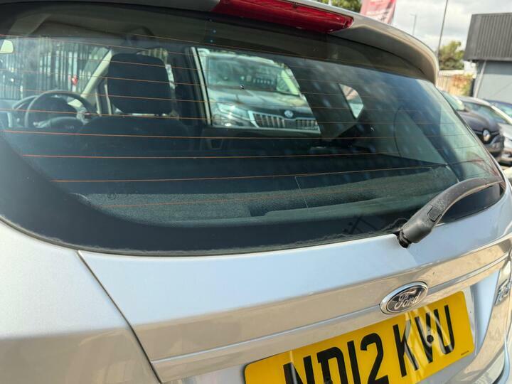 Ford Fiesta 1.6 Tdci Econetic Dpf Titanium Silver #31