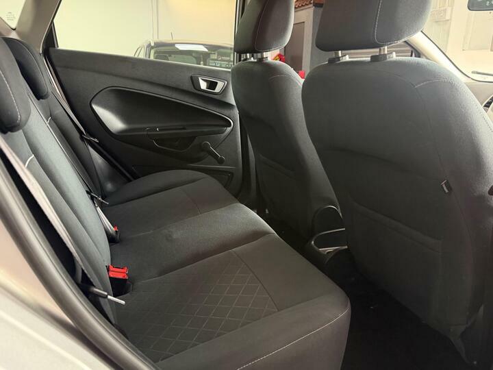 Ford Fiesta 1.6 Tdci Econetic Dpf Titanium Silver #19