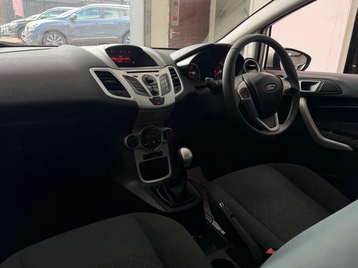 Ford Fiesta 1.6 Tdci Econetic Dpf Titanium Silver #10