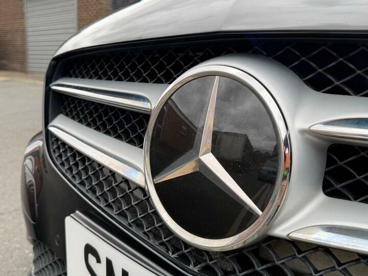 Mercedes-Benz A Class Hatchback 2.1 A220 Cdi Amg Night Edition 7G-dct White #24