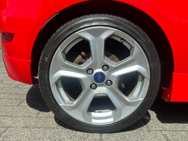 Ford Fiesta Ecoboost St-3 Hatchback Red #3