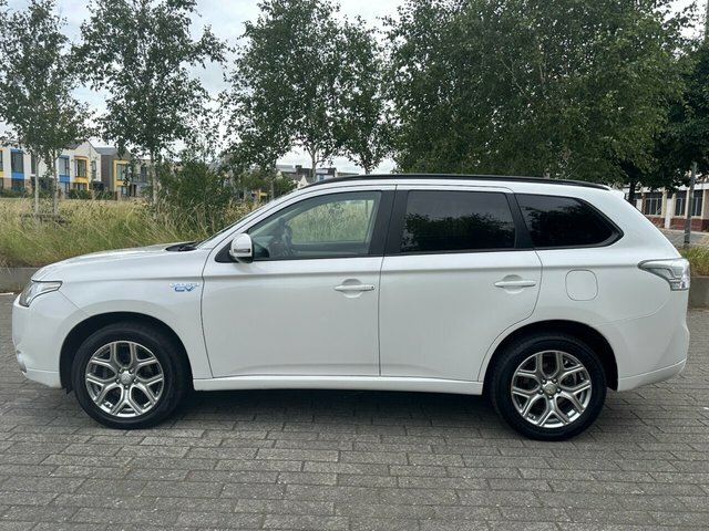 Mitsubishi Outlander 12Kwh Gx3h Suv White #5