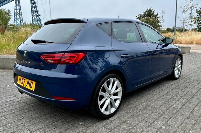 Seat Leon Ecotsi Fr Technology Hatchback Blue #5